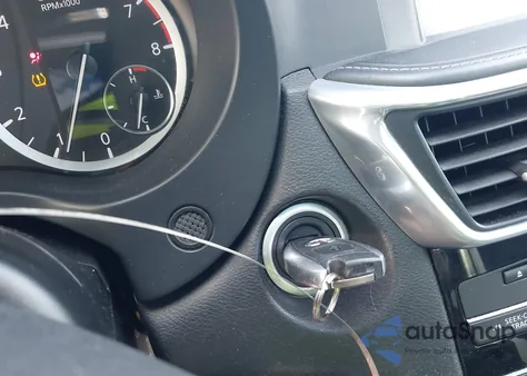 2017 Infiniti Qx30 Sport из США, поврежденный, VIN SJKCH5CP2HA029241